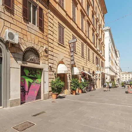 Termini Station Elegant And Roomy Apartment
