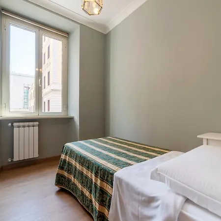 Termini Station Elegant And Roomy Apartment