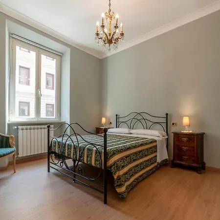 Termini Station Elegant And Roomy Apartment